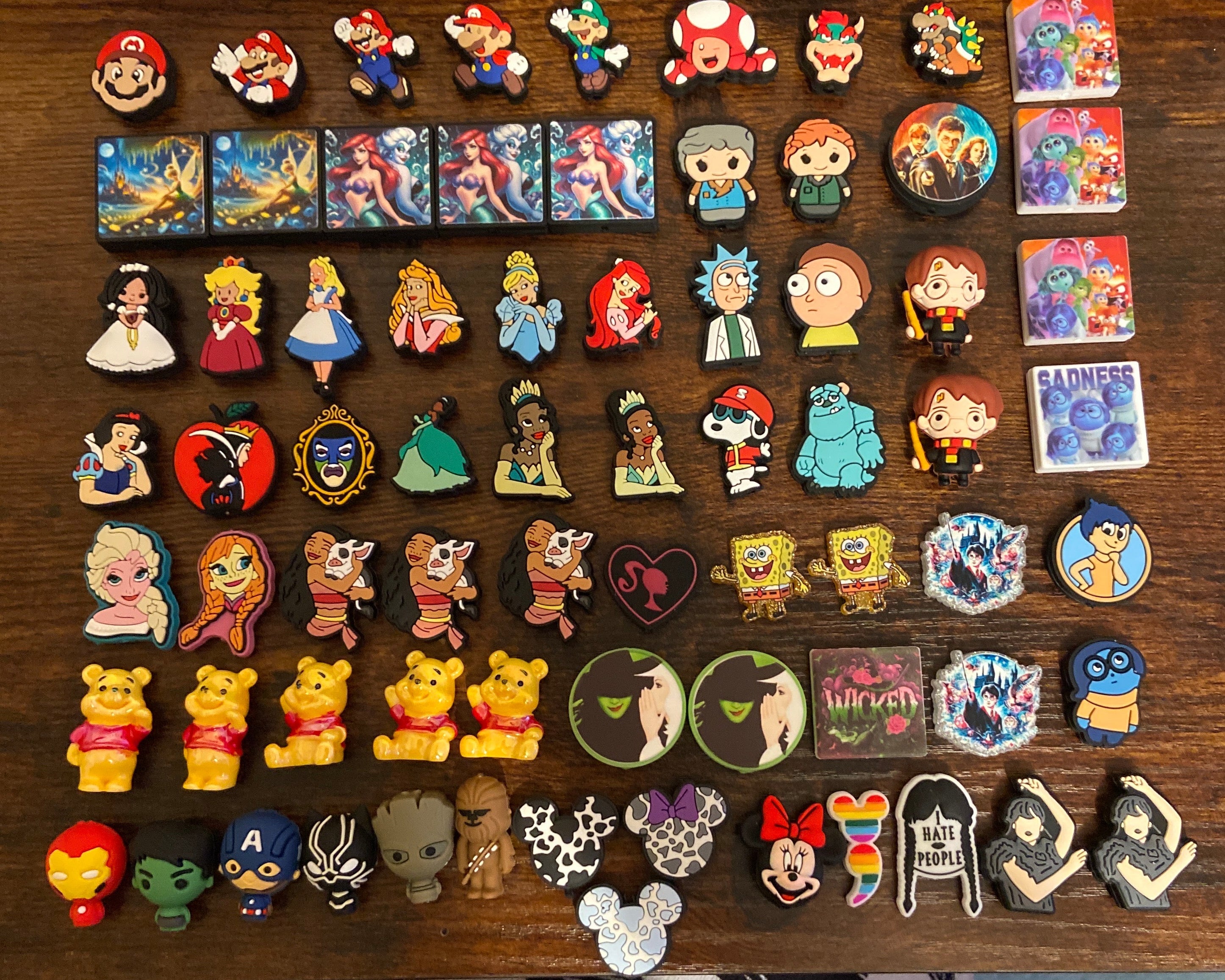 Character Focal Pens